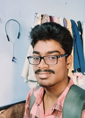 Naveen, 18, India, Chennai