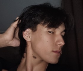 Batoo, 18, Almaty