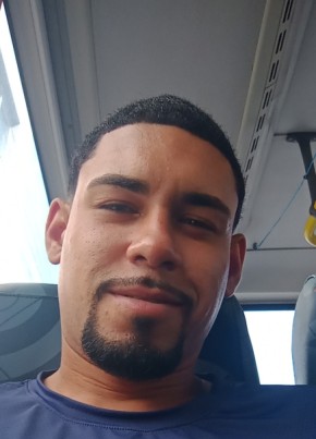Guilherme santos из Saquarema 25 лет