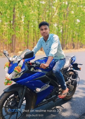 ASHIS KHILARI, 21, India, Kharagpur (State of West Bengal)