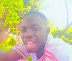 Adam kent, 26, Iganga