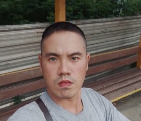 แบล็ค, 32, Samut Prakan