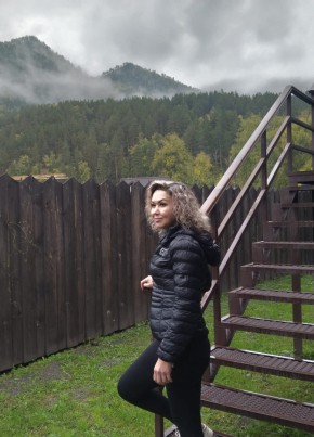 Анастасия, 23, Россия, Екатеринбург