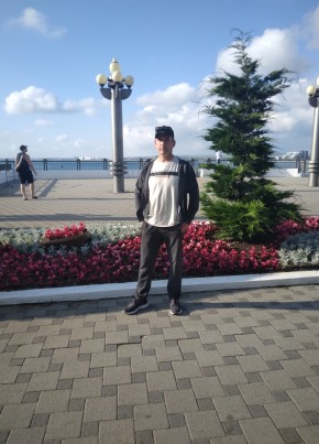 Иван, 35, Россия, Гостагаевская