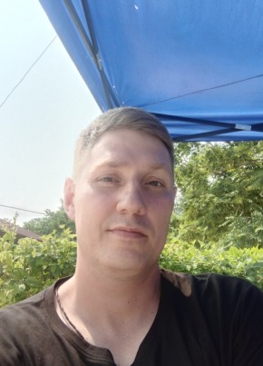 Евгений, 34, Россия, Трудовое