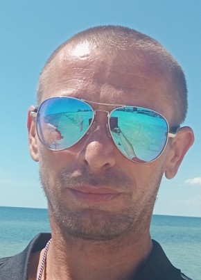 Руслан из Геническа 40 лет