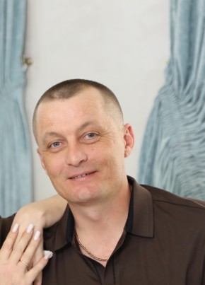 Дмитрий Соболь из Қостаная 37 лет