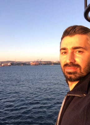 Erdi, 35, Türkiye Cumhuriyeti, Aliağa