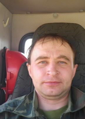 Валентин, 45, Россия, Южно-Сахалинск