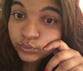 fanny, 29, Agen