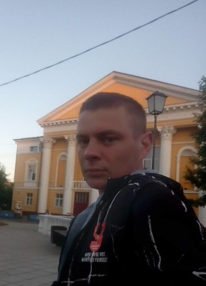 Иван из Воронежа 37 лет