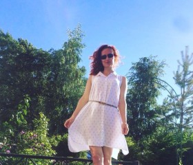Yulya, 30, Volgograd