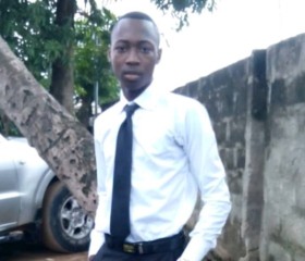 Aurel nell, 23, Abomey