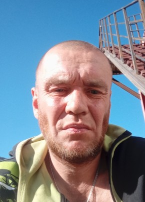 Алексей из Мурманска 49 лет