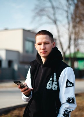 Roman, 25, Russia, Omsk