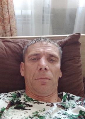 Сергей из Боброва 48 лет
