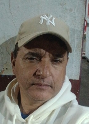Roberto из Assis 51 год