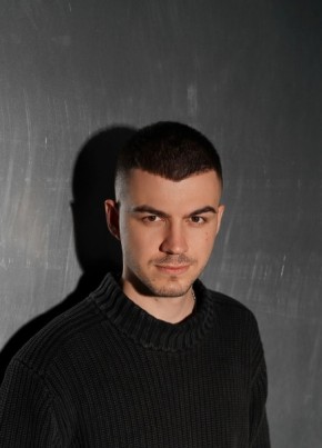 Максим из Сибая 25 лет