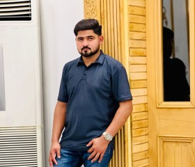 Umar baig, 33, Gujrat