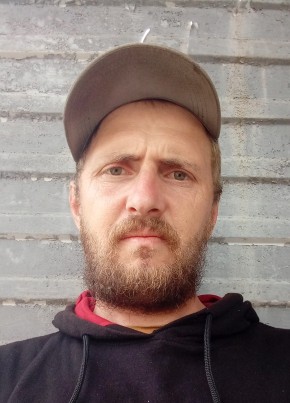 Саша, 35, Россия, Пролетарск