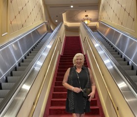 Liubov, 60, Carmichael