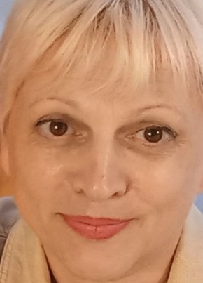 Алёна, 58, Россия, Москва
