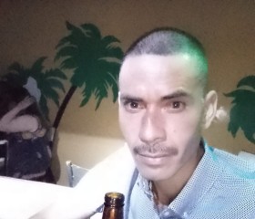 Martin, 26, Chihuahua