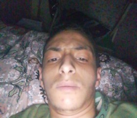 fadi maoua, 18, Annaba