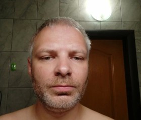 Tutu, 50, Minsk