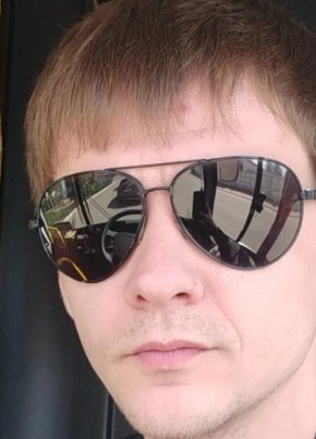 Роман из Москвы 34 года