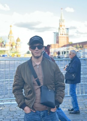 Артур, 26, Россия, Полярные Зори