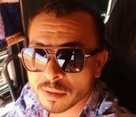 مالك المعدات, 19, Sofia