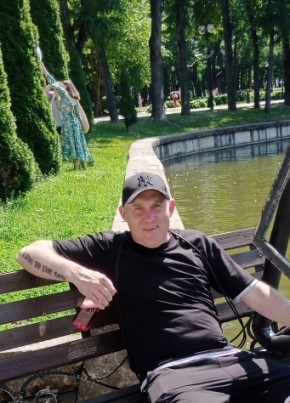 Сергей из Смоленска 40 лет