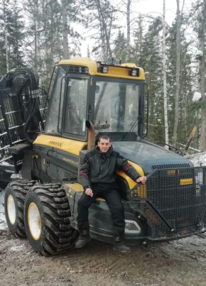 Максим из Томска 41 год