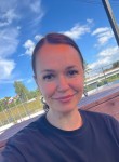 Oksana, 39, Saint Petersburg