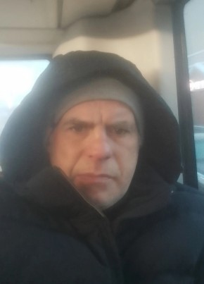 Евгений из Саратова 49 лет