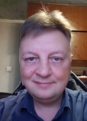 Роман, 46, Россия, Новоуральск