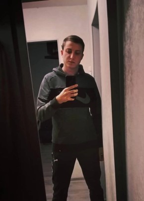 Dmitriy, 22, Russia, Volgograd