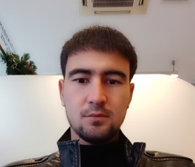 Sukur Saparow, 24, Sokhumi