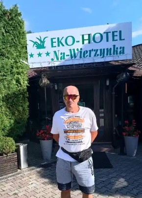Unknown из Katowice 45 лет