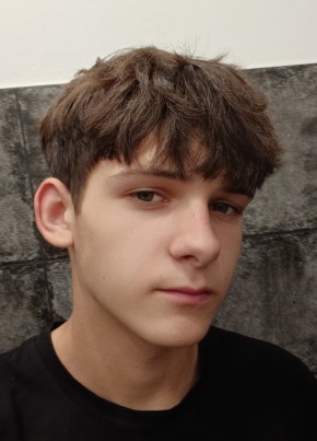Богдан из Павлограда 18 лет