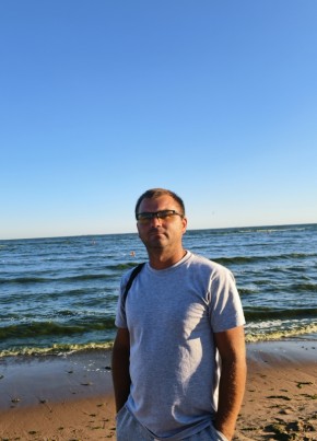 Вадим Леонович из Пушкина 37 лет