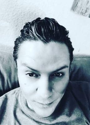 Javier из Santiago de Querétaro 22 года