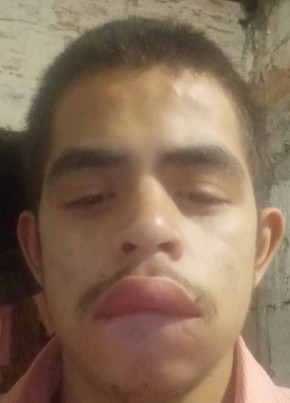Alexander из Pereira 22 года