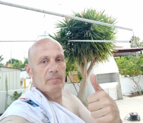 Costas, 65, City of London