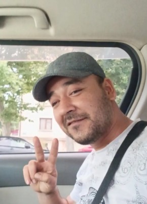 Akhmed, 31, Abkhazia, Sokhumi