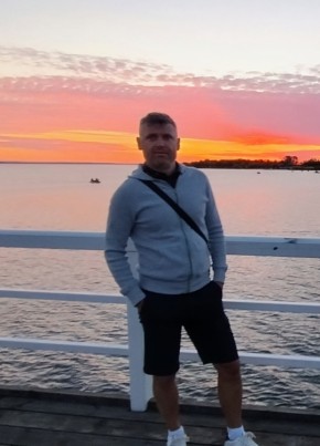 Piotr из Bordeaux 36 лет