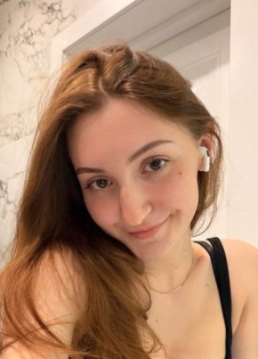 Ирина из Amsterdam 22 года