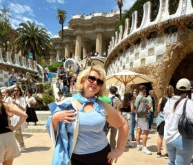 Elena, 51, Eastleigh