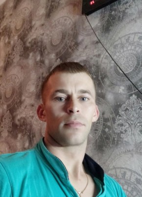 Petya, 39, Belarus, Navapolatsk